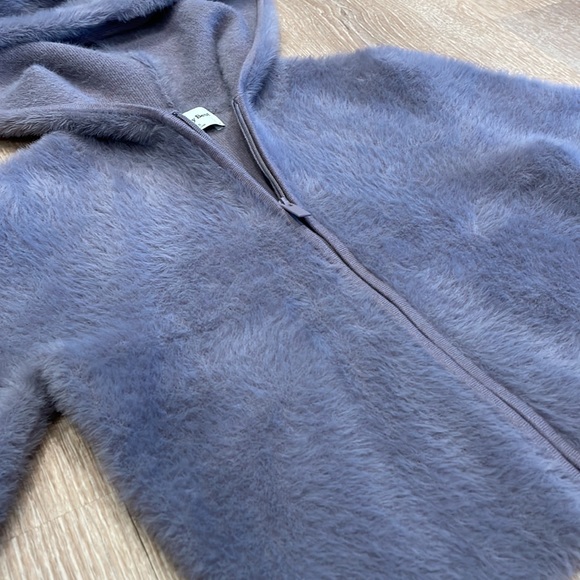 Sunday Best fuzzy zip hoodie - Picture 3 of 6